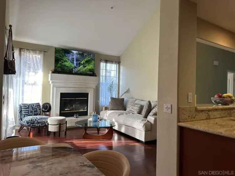 Condo For Sale in 13464, Savanna, Tustin, California