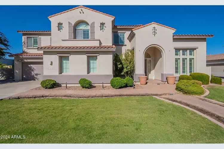 Single-family house For Sale in 1912, East Gemini Place, Chandler, Arizona