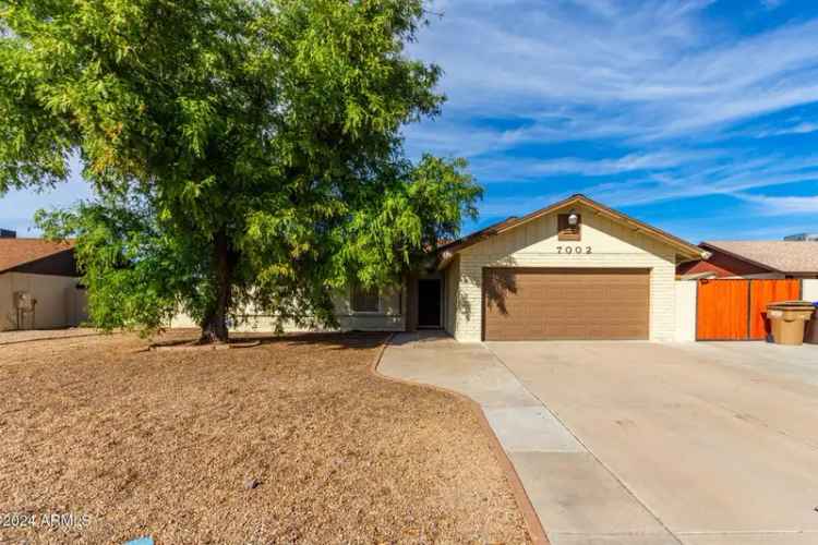 Single-family house For Sale in 7002, West Cheryl Drive, Peoria, Arizona