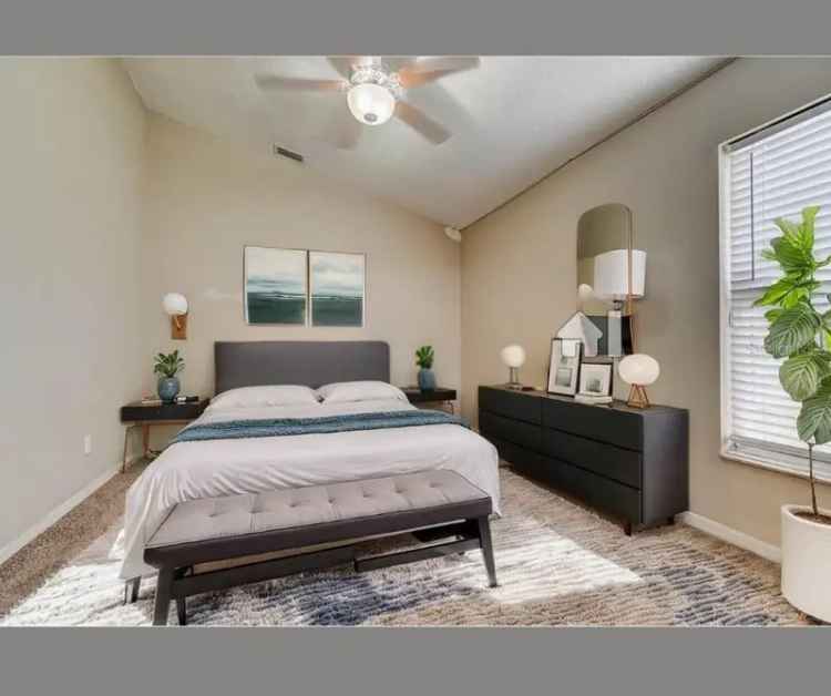 Single-family house For Sale in Orlando, Florida