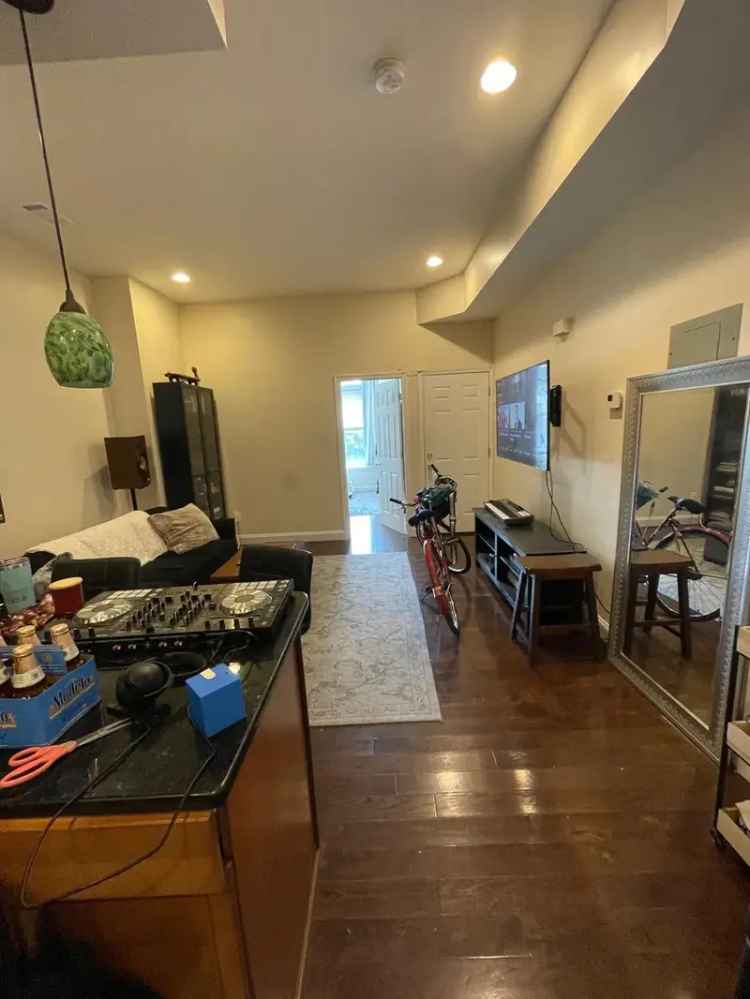 Apartment Unit for Rent