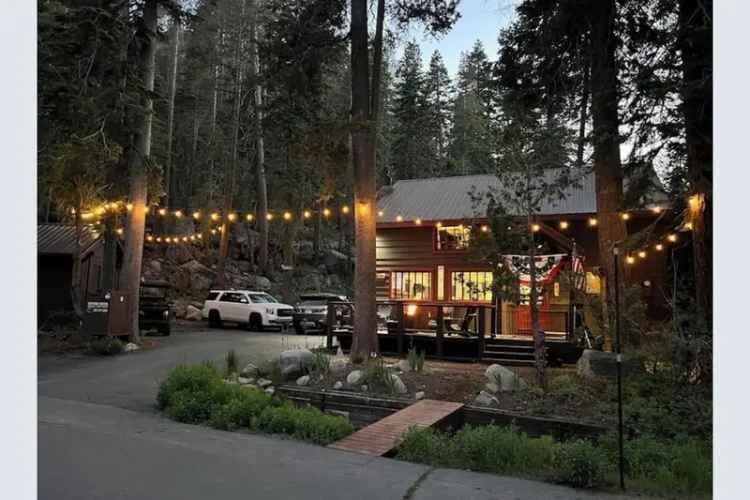 Single-family house For Sale in Truckee, California