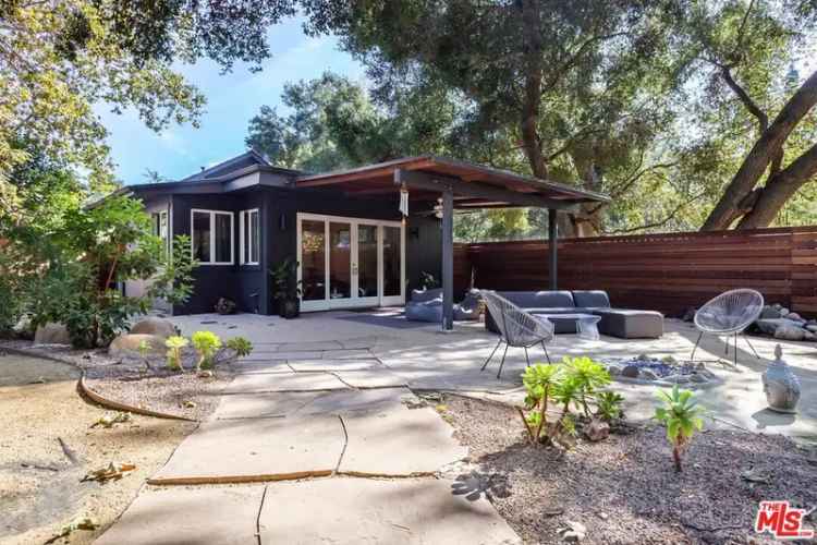 Single-family house For Sale in 1314, Old Topanga Canyon Road, Topanga, California