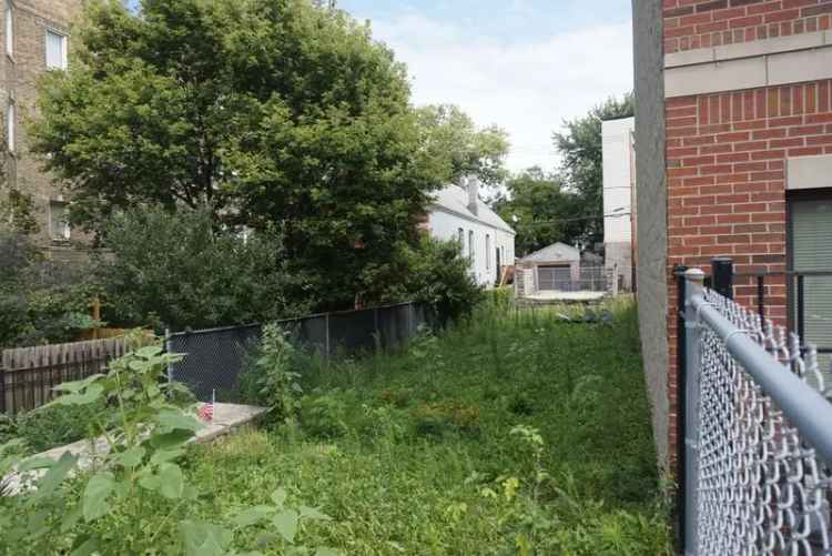 Land For Sale in 1651, South California Avenue, Chicago, Illinois