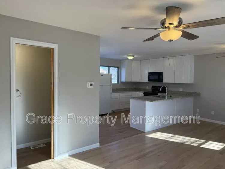 3 Bed 2 Bath House for Rent - Updated Kitchen Hardwood Floors