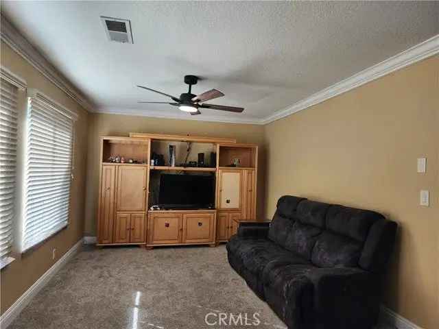 Single-family house For Sale in 7078, Fulton Way, Stanton, California