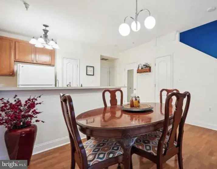 Kentlands Townhouse for Rent - Walkable Location