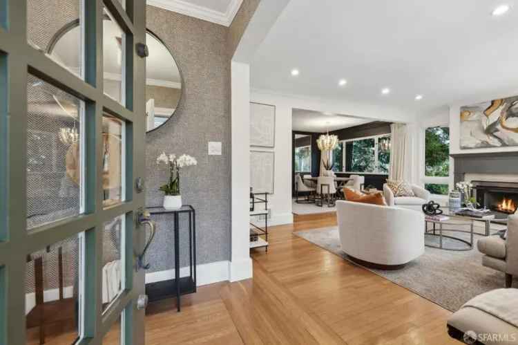 Single-family house For Sale in 120, Quintara Street, San Francisco, California