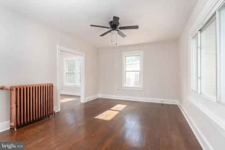 Condo For Sale in 4317, River Road Northwest, Washington, District of Columbia