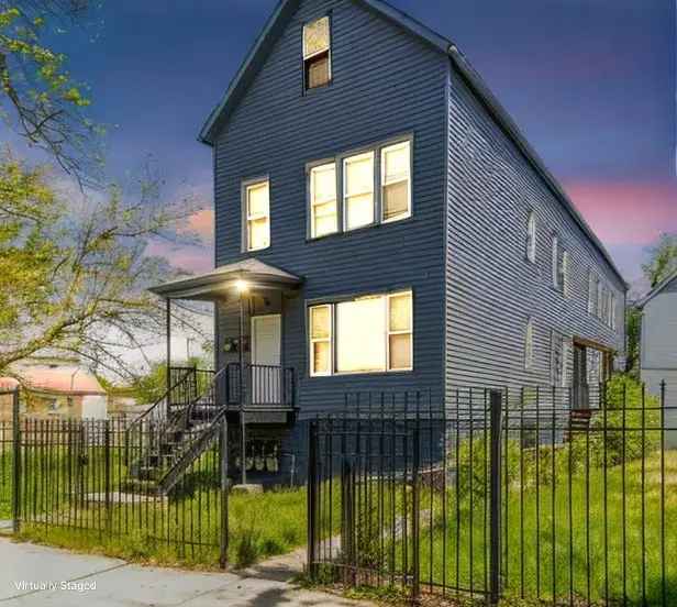 Multi-family house For Sale in 8205, South Houston Avenue, Chicago, Illinois