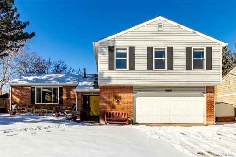 Single-family house For Sale in 8081, Johnson Street, Arvada, Colorado