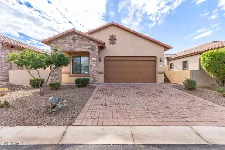 Single-family house For Sale in 8725, East Indigo Street, Mesa, Arizona