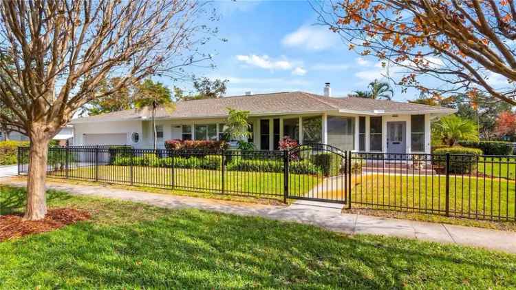 Single-family house For Sale in 105, 17th Avenue Northeast, Saint Petersburg, Florida