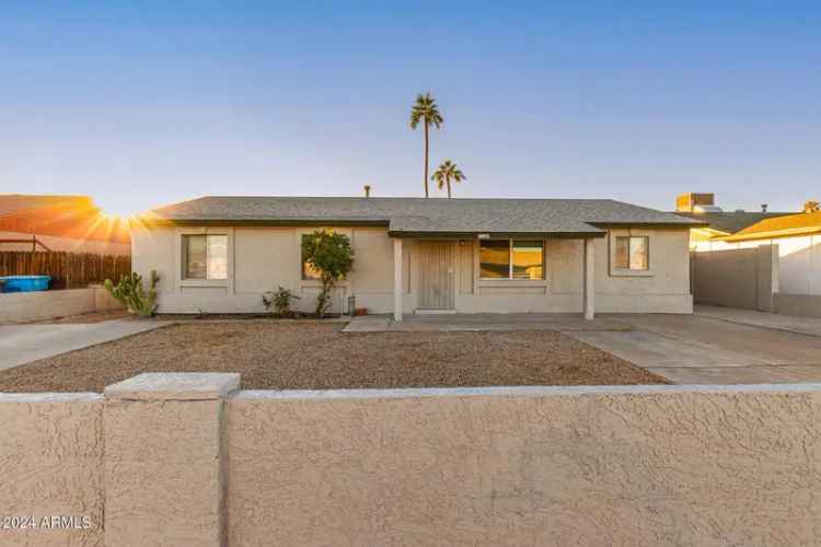 Single-family house For Sale in 2226, North 61st Avenue, Phoenix, Arizona