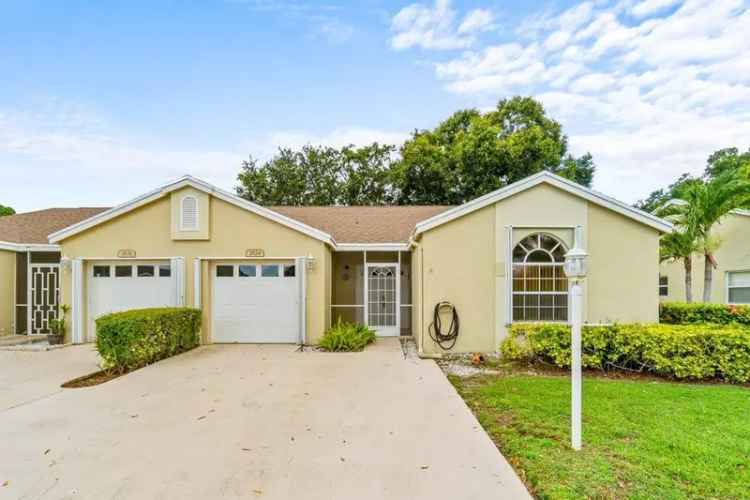 House For Sale in Greenacres, Florida