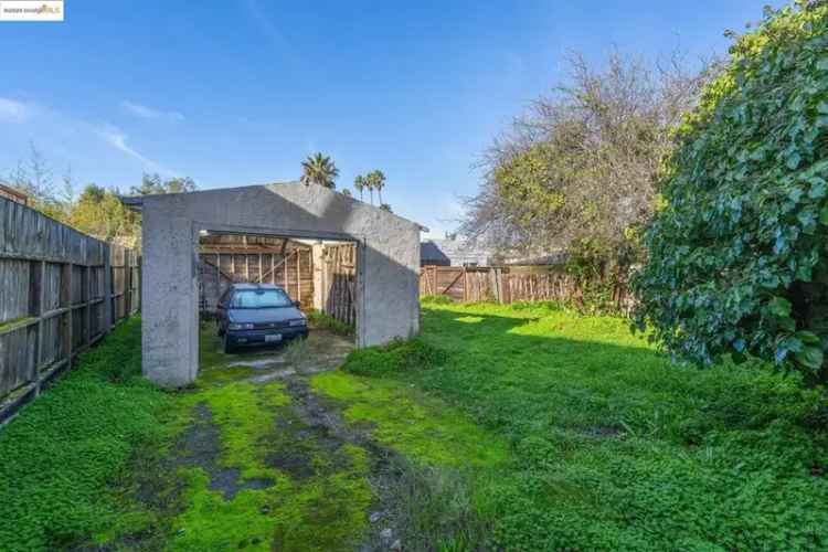 Single-family house For Sale in 3032, Mabel Street, Berkeley, California