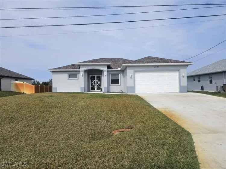 Single-family house For Sale in 3114, 9th Street Southwest, Lehigh Acres, Florida