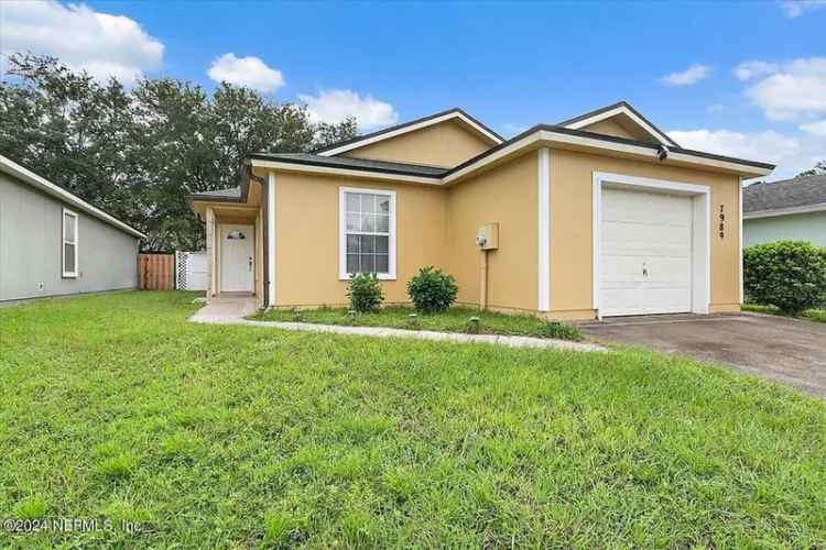 Single-family house For Sale in 7989, North Cherry Blossom Drive, Jacksonville, Florida