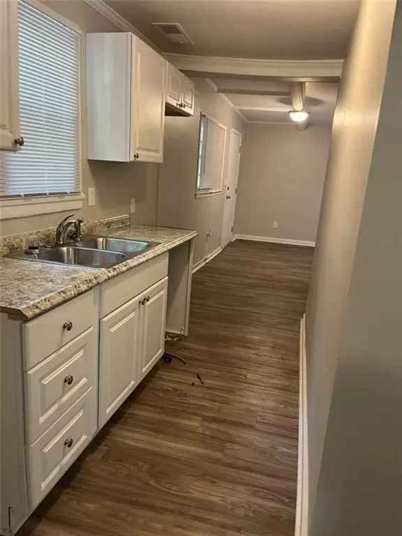 Single-family house For Sale in 1228, Elizabeth Avenue Southwest, Atlanta, Georgia