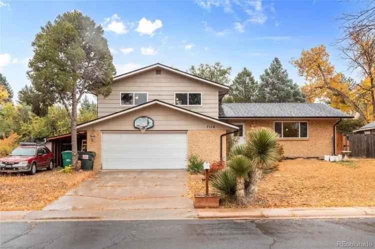 Single-family house For Sale in 7114, South Costilla Street, Littleton, Colorado