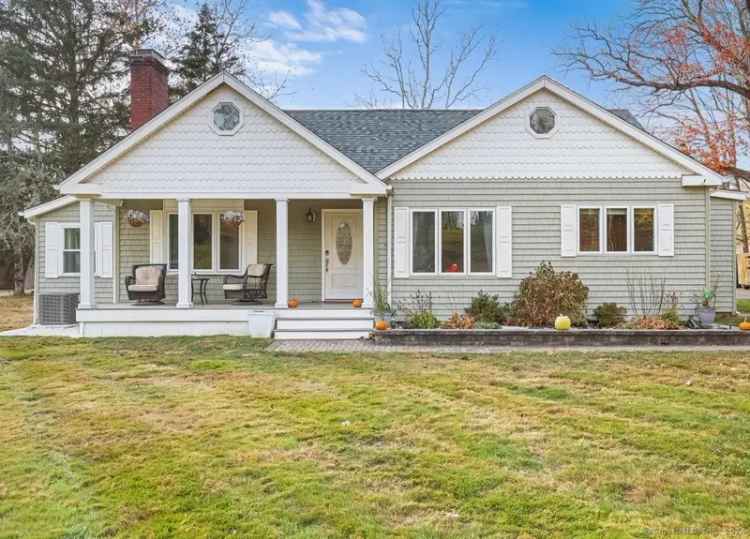 Single-family house For Sale in 44, Rimmon Road, North Haven, Connecticut