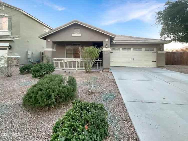 Single-family house For Sale in 6038, South Connie Lane, Gilbert, Arizona