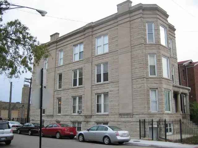 Multi-family house For Sale in 2701-2703, West Congress Parkway, Chicago, Illinois