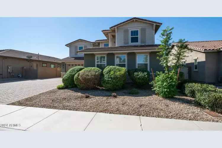 Single-family house For Sale in 14715, West Medlock Drive, Litchfield Park, Arizona