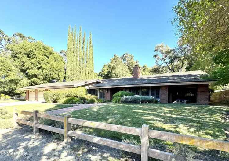 Single-family house For Sale in 31652, Blue Meadow Lane, Westlake Village, California