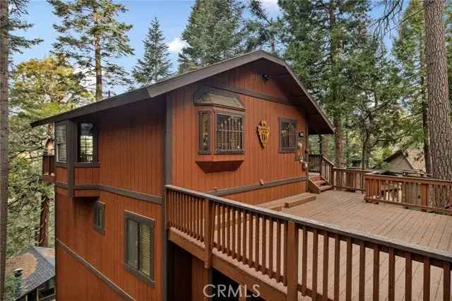 Single-family house For Sale in 638, Buckingham Square, Lake Arrowhead, California