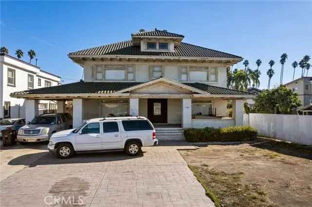 Multi-family house For Sale in 1802, Crenshaw Boulevard, Los Angeles, California