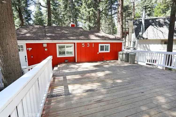 Single-family house For Sale in Lake Arrowhead, California