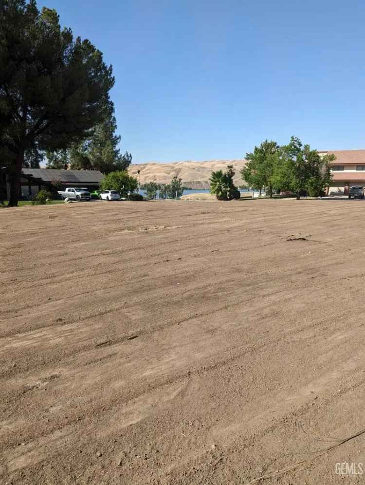 Land For Sale in Bakersfield, California