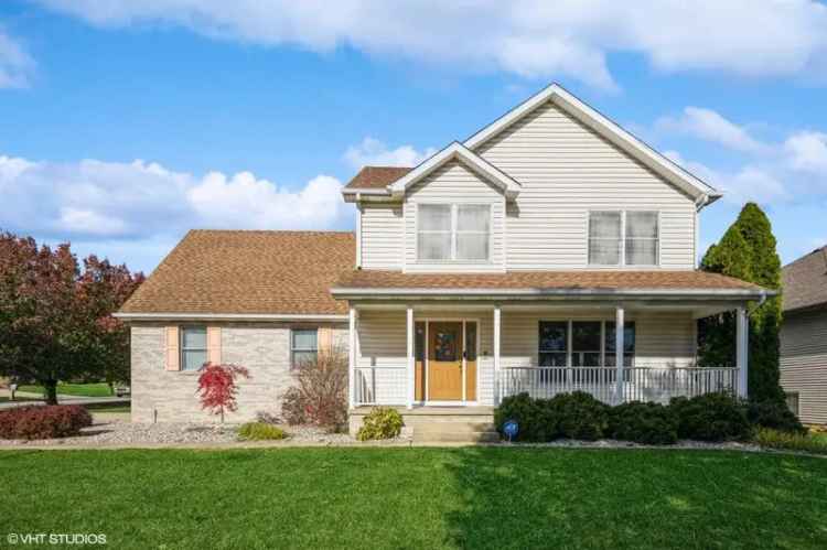 Single-family house For Sale in 3984, West 92nd Place, Merrillville, Indiana