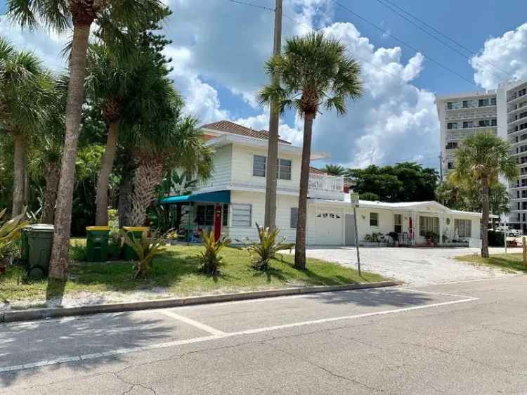 Multi-family house For Sale in 222, John Ringling Boulevard, Sarasota, Florida