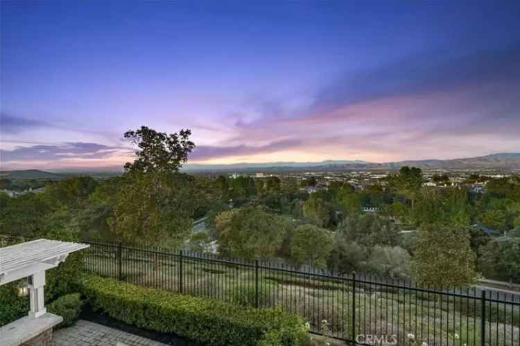 Single-family house For Sale in 46, Silhouette, Irvine, California