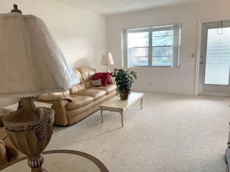 Condo For Sale in Florida