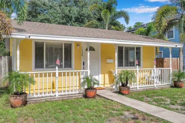 Single-family house For Sale in 2526, 44th Street South, Saint Petersburg, Florida