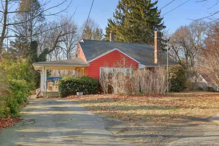 Single-family house For Sale in 403, Long Hill Avenue, Shelton, Connecticut