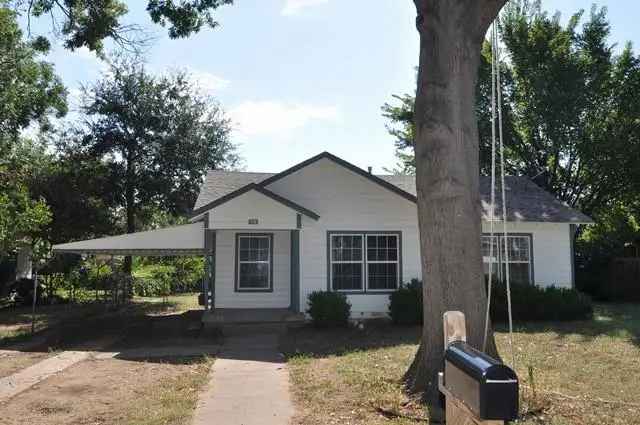 Single-family house For Rent in Arlington, Texas