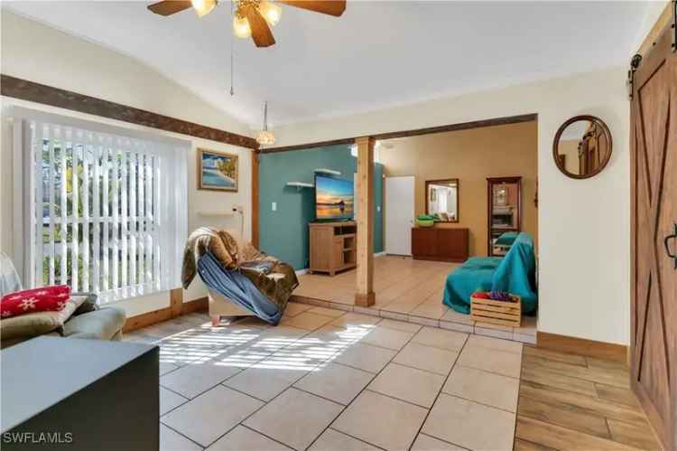 Single-family house For Sale in Fort Myers, Florida