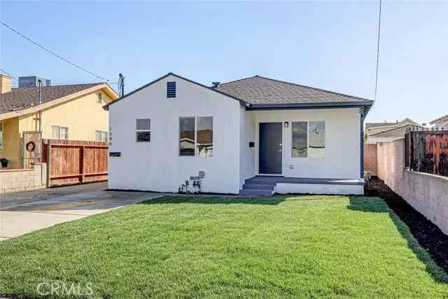 Single-family house For Sale in Torrance, California