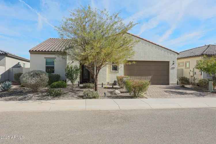 Single-family house For Sale in 16247, South 180th Drive, Goodyear, Arizona