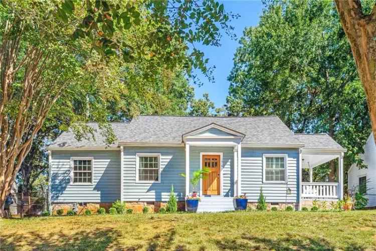 Single-family house For Sale in 1618, Athens Avenue Southwest, Atlanta, Georgia