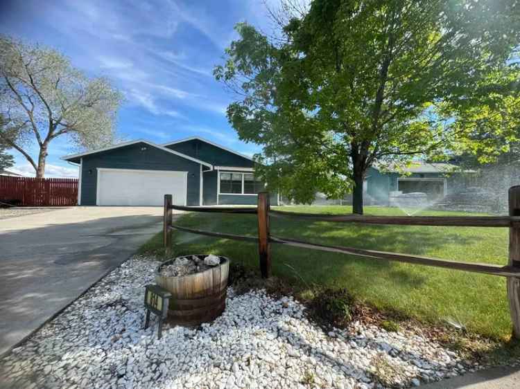 Single-family house For Sale in 814, Mazatlan Drive, Grand Junction, Colorado