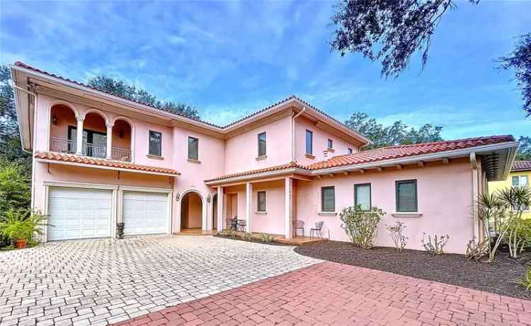 House For Sale in 1962, Freedom Drive, Clearwater, Florida