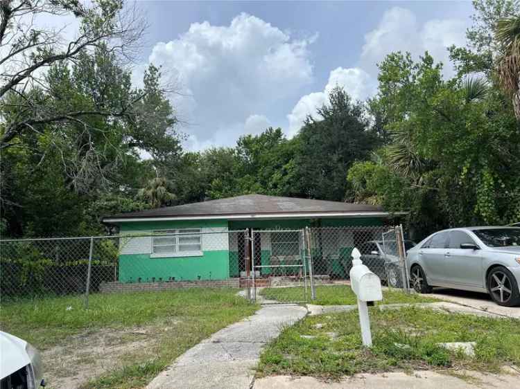 Single-family house For Sale in 1921, West Saint Joseph Street, Tampa, Florida