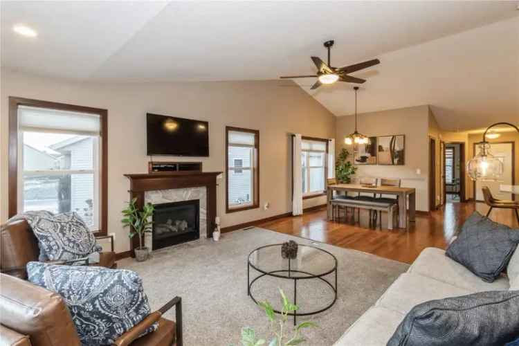 Condo For Sale in 6959, Waterview Drive Southwest, Cedar Rapids, Iowa