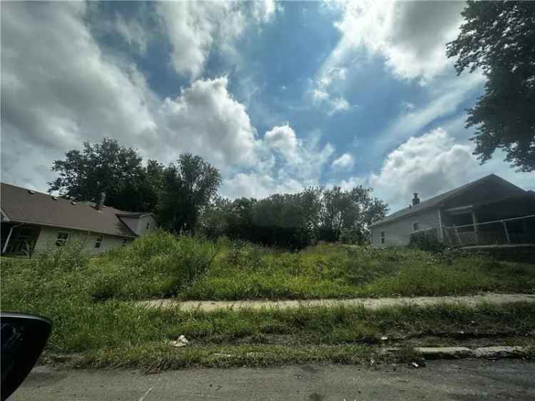 Land For Sale in 6837, East 13th Street, Kansas City, Missouri