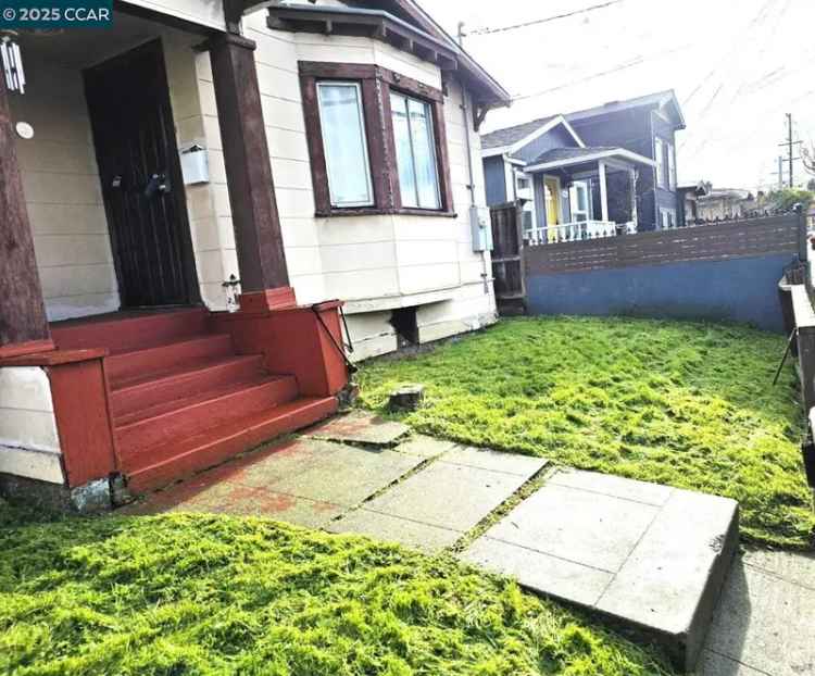 Single-family house For Sale in 3484, Davis Street, Oakland, California